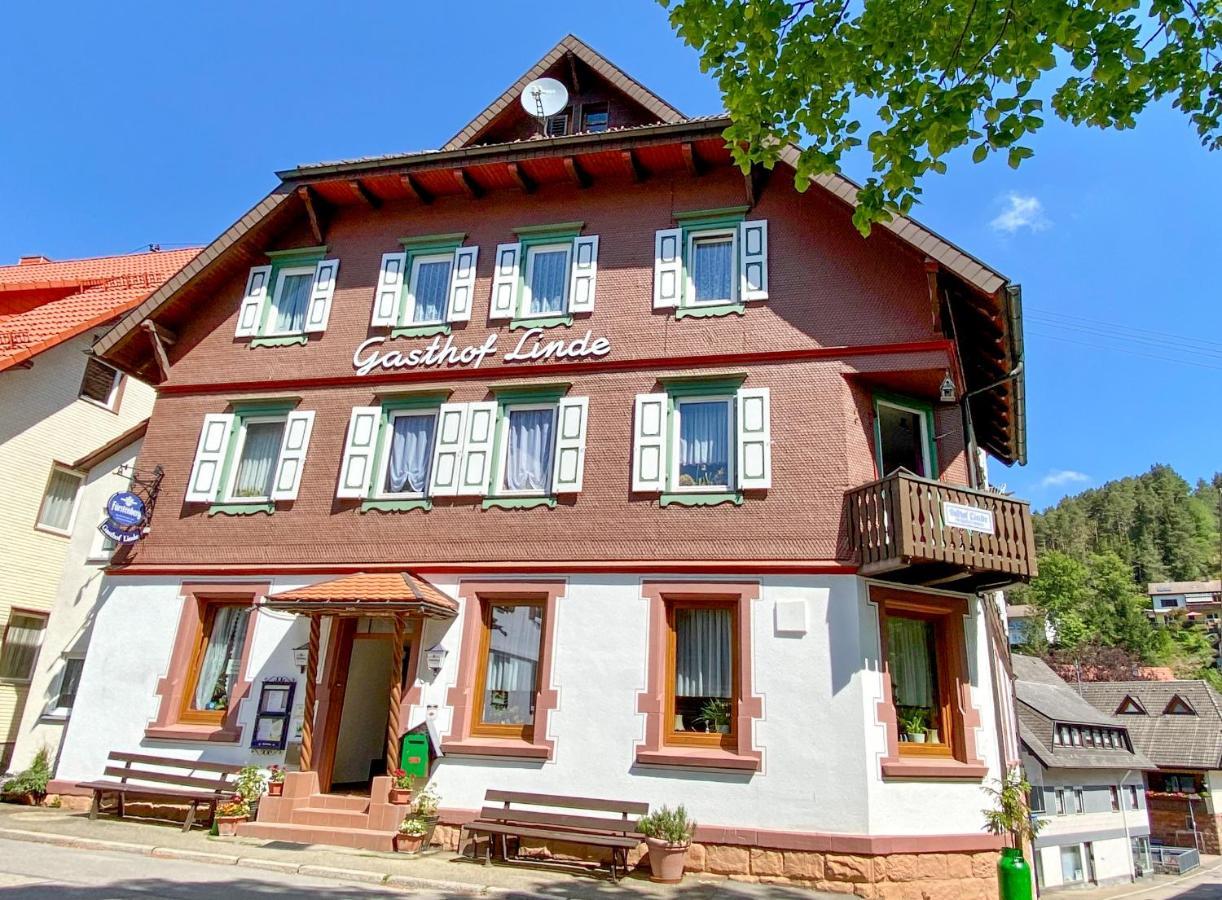 Schwarzwaldgasthaus Linde Schramberg Exterior foto